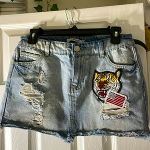 Cute denim skirt
